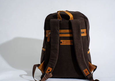 Randel waxed canvas backpack – Dark Brown