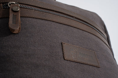 Randel waxed canvas backpack – Dark Grey