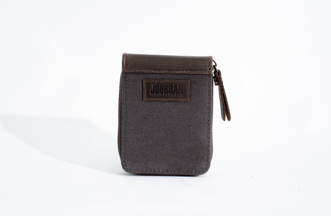 Joobran’s zipper-around wallet – Dark Grey