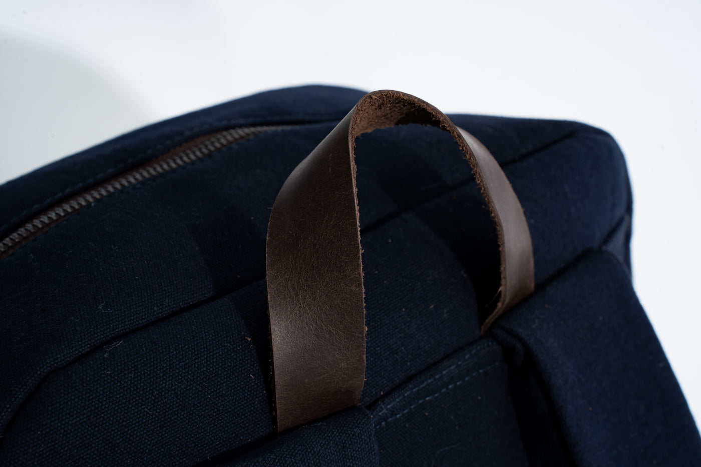 Randel waxed canvas backpack – Navy Blue