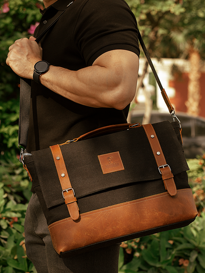 Work Satchel “ Messenger Bag “ – Black