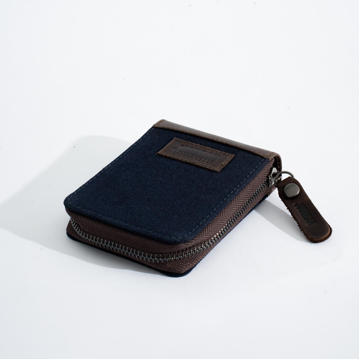 Joobran’s zipper-around wallet – Navy Blue