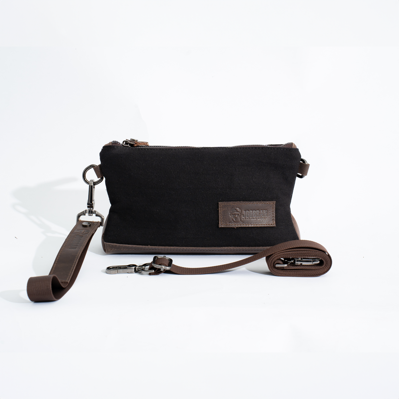 Joobran’s minimalist clutch – Black